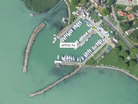 tihany1.jpg